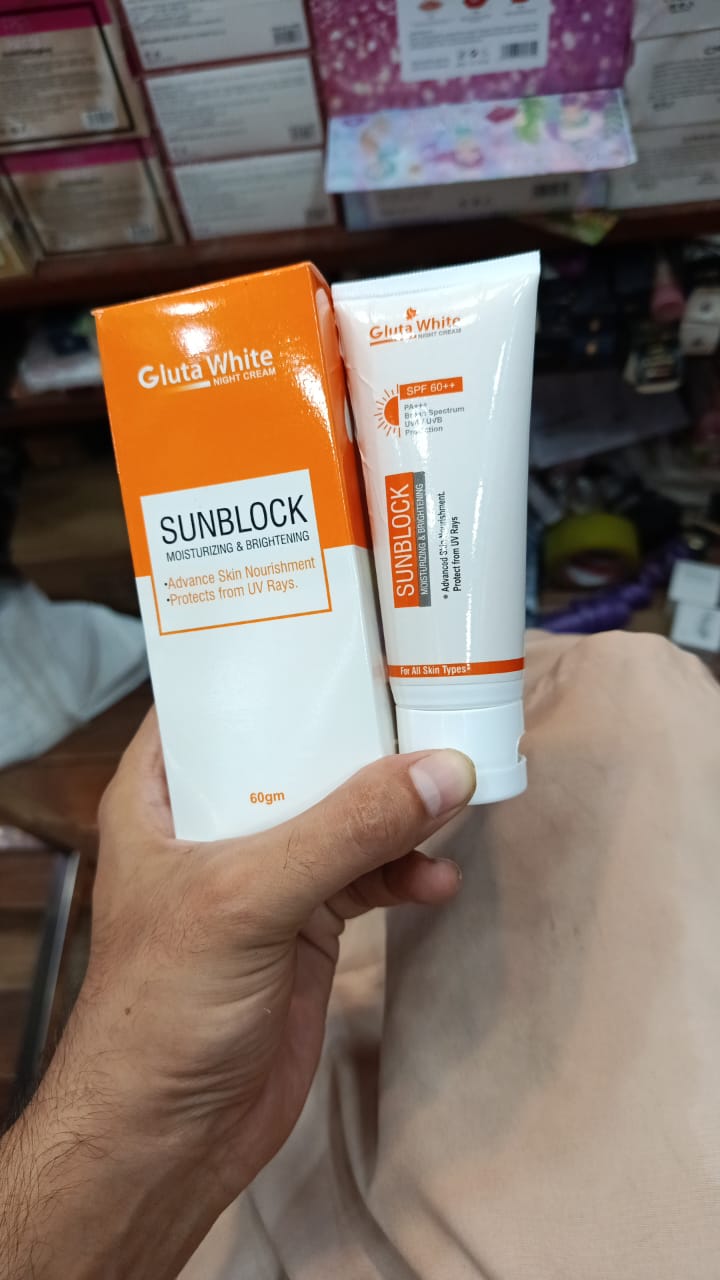 GlutaWhite Skin Brightening Sunblock SPF60 – Advanced UVA/UVB Protection, Oil-Free & Long-Lasting Moisture (60gm)
